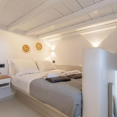 Ivi Mykonean Suites Mimoza Ornos Beach Ngoại thất bức ảnh
